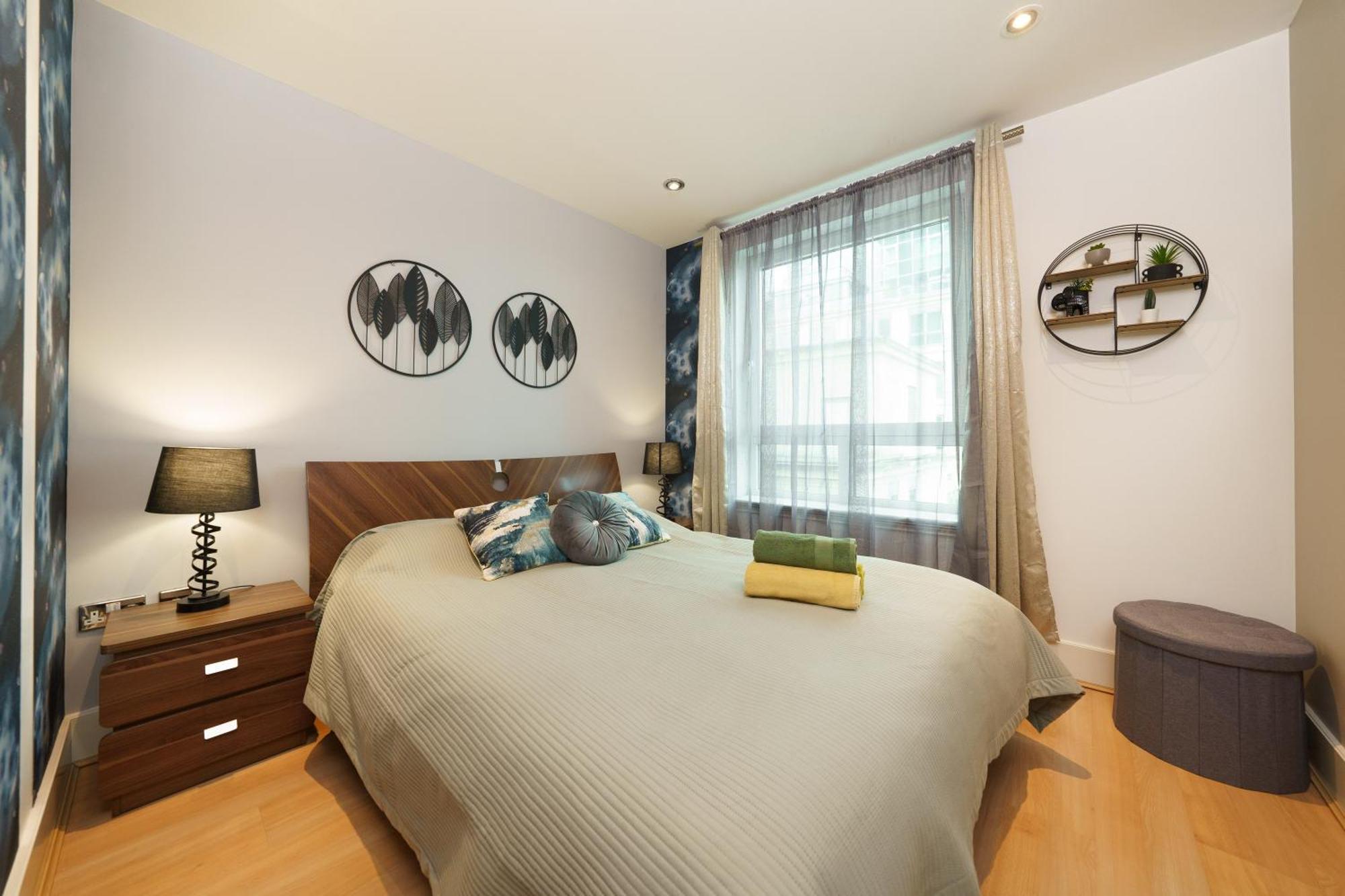 St George River Apartment Лондон Экстерьер фото